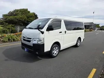 Toyota Hiace 2020 photo 4