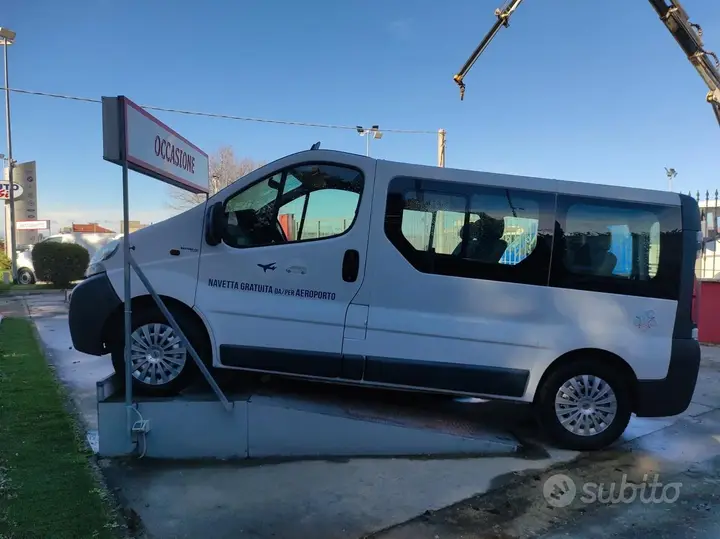 Renault Trafic 2006 photo 3