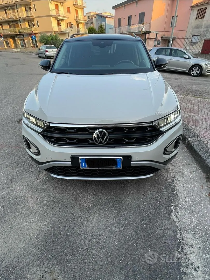 Volkswagen T-Roc 2023 photo 4