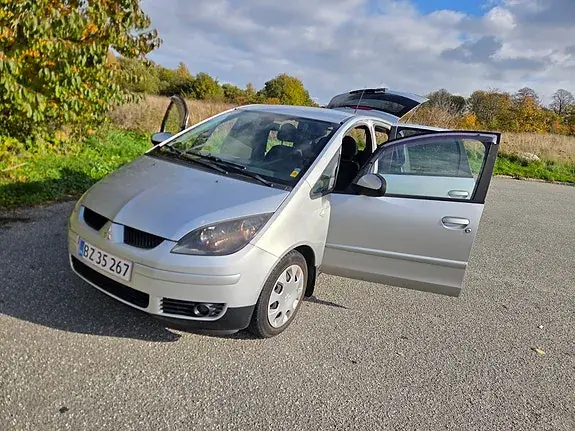 Mitsubishi Colt 2008 photo 3
