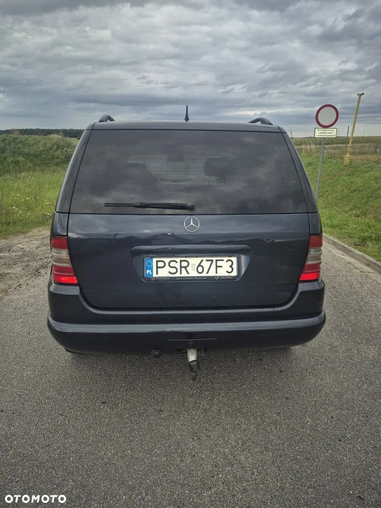 Mercedes-Benz Ml 2001 photo 2