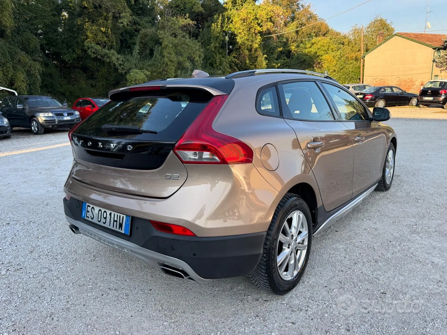 Volvo V40 2013 photo 3