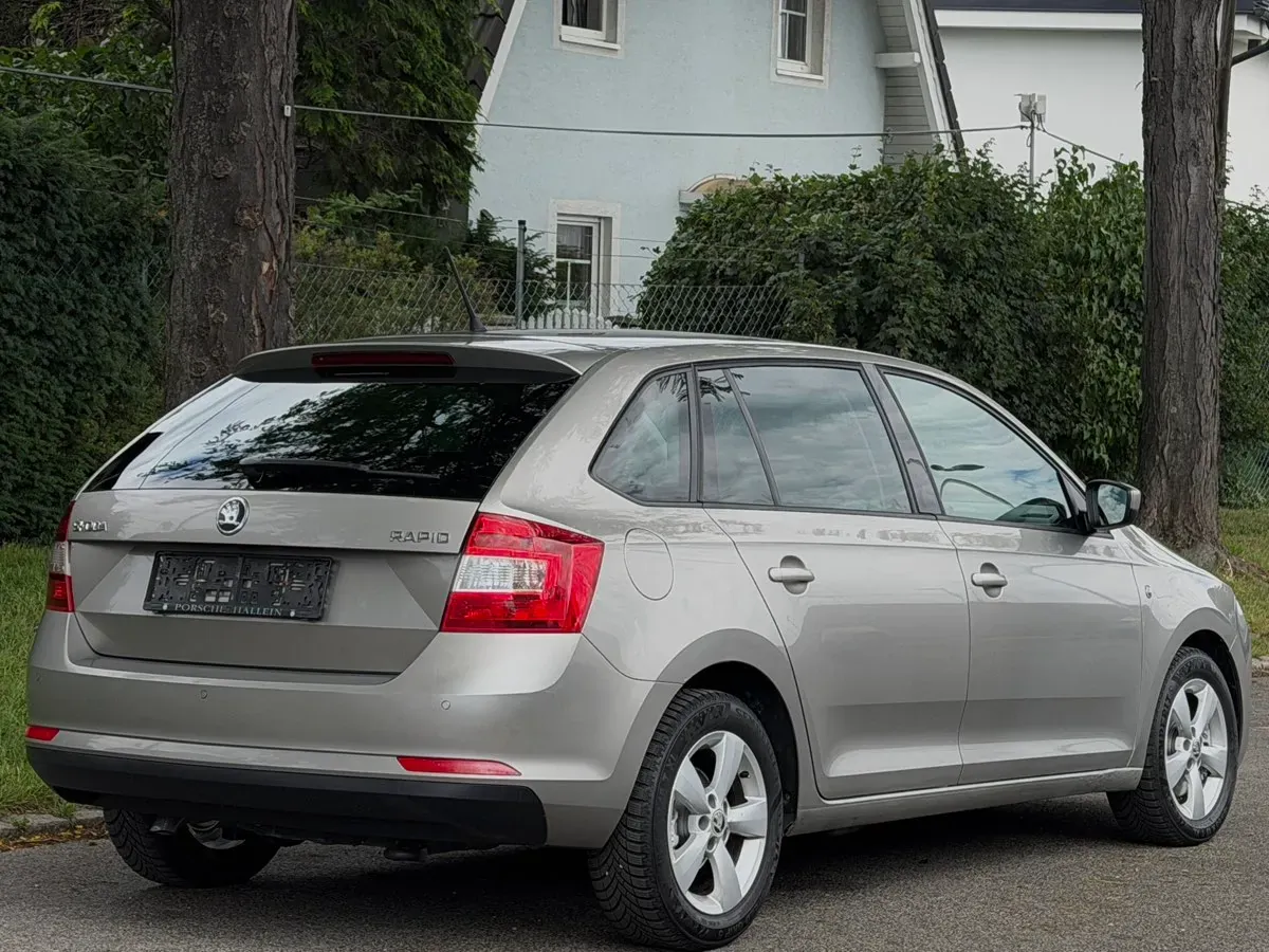 Skoda Rapid 2014 photo 2