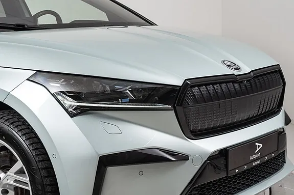 Skoda Enyaq 2023 photo 3
