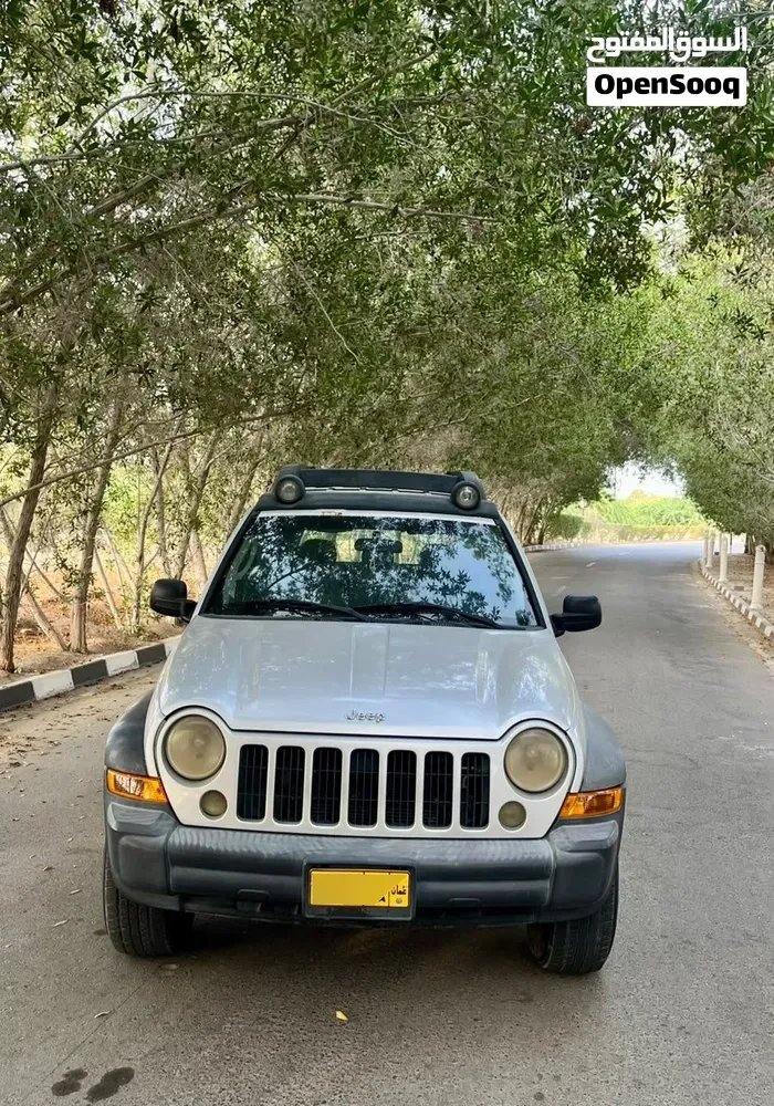 Jeep Liberty 2007 photo 2