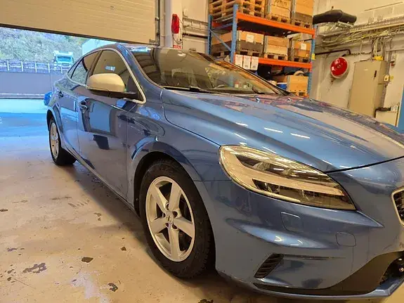 Volvo V40 2017 photo 3