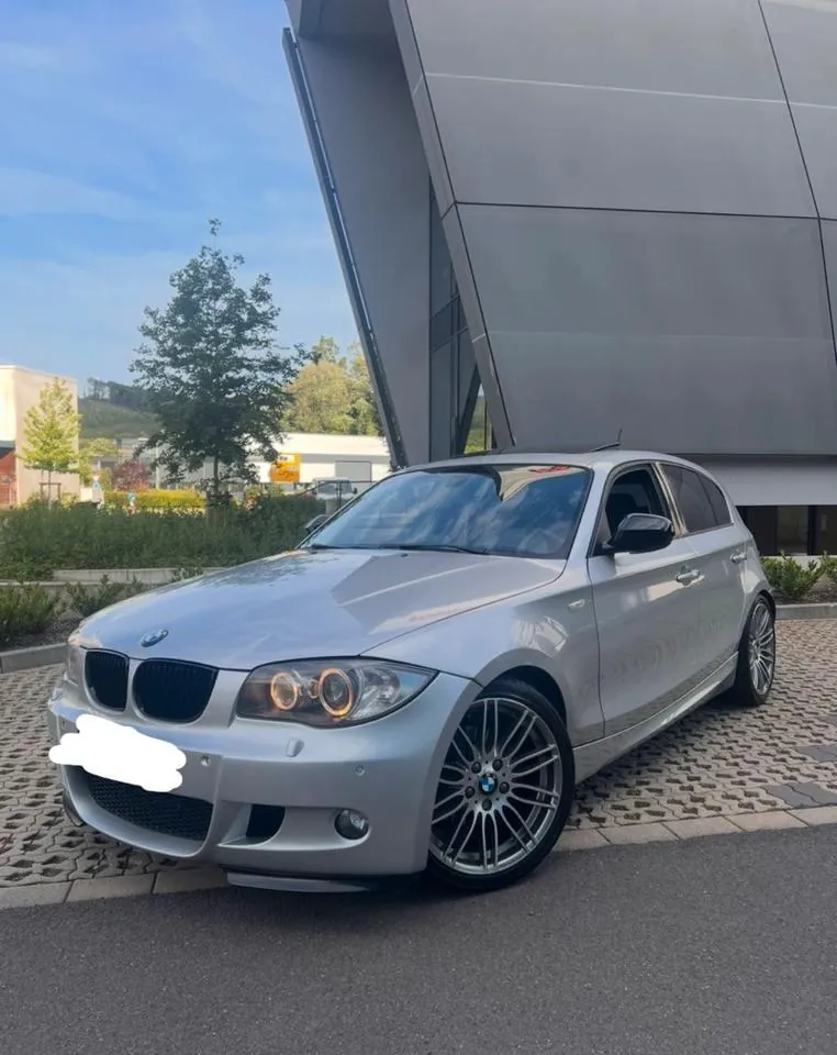 BMW E87
