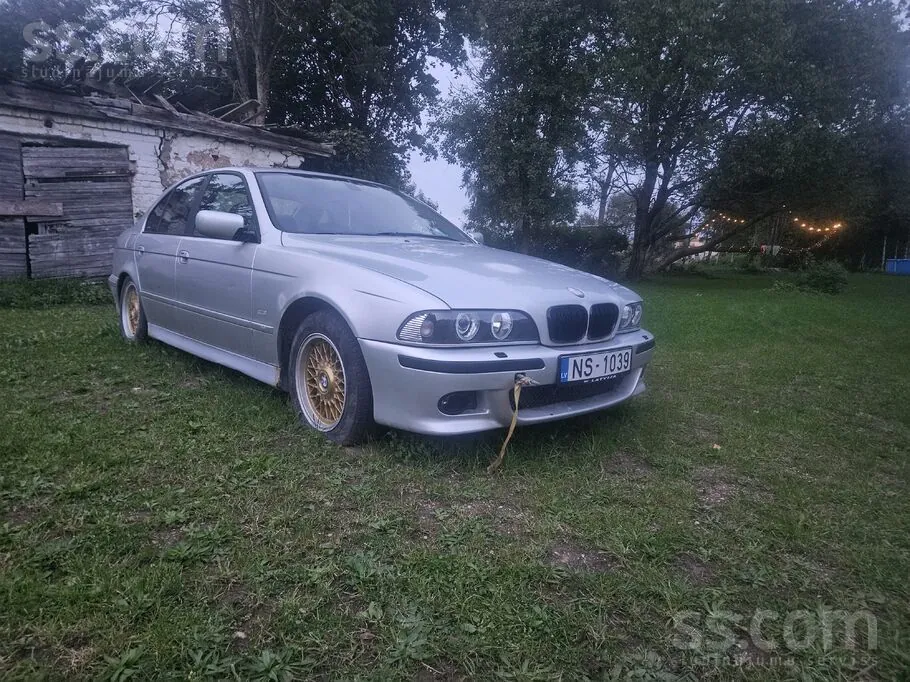 BMW 520 2001 photo 2