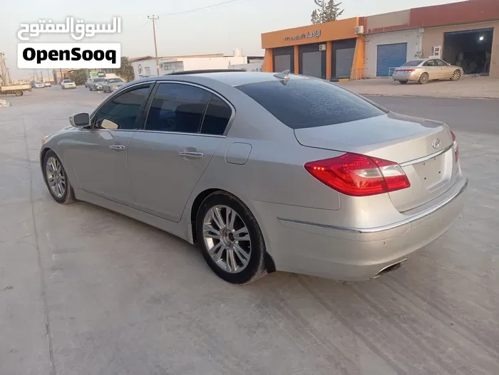 Hyundai Genesis 2012 photo 3