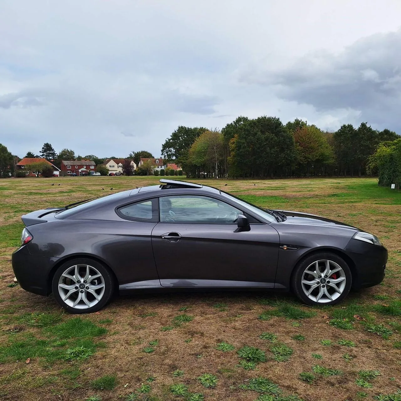 Hyundai Coupe 2008 photo 2
