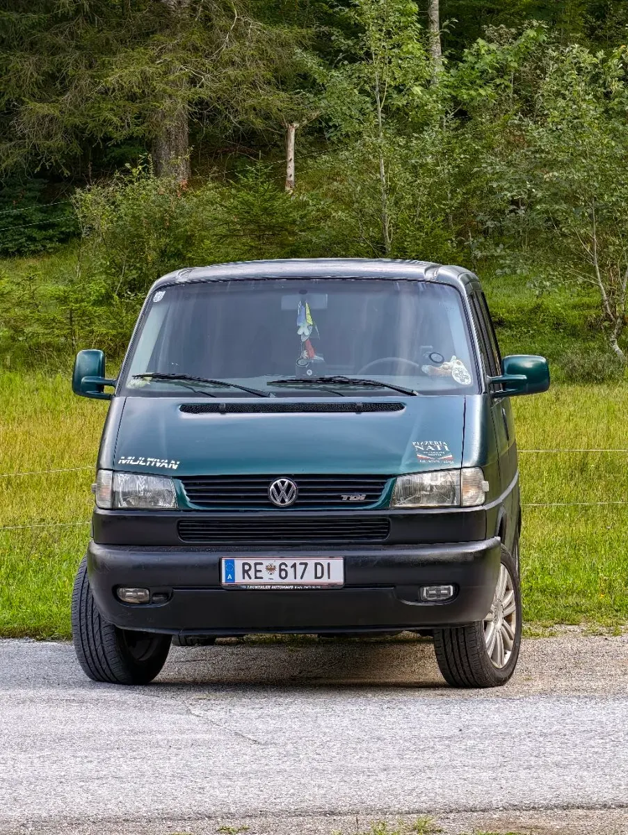 Volkswagen Multivan 1998 photo 2