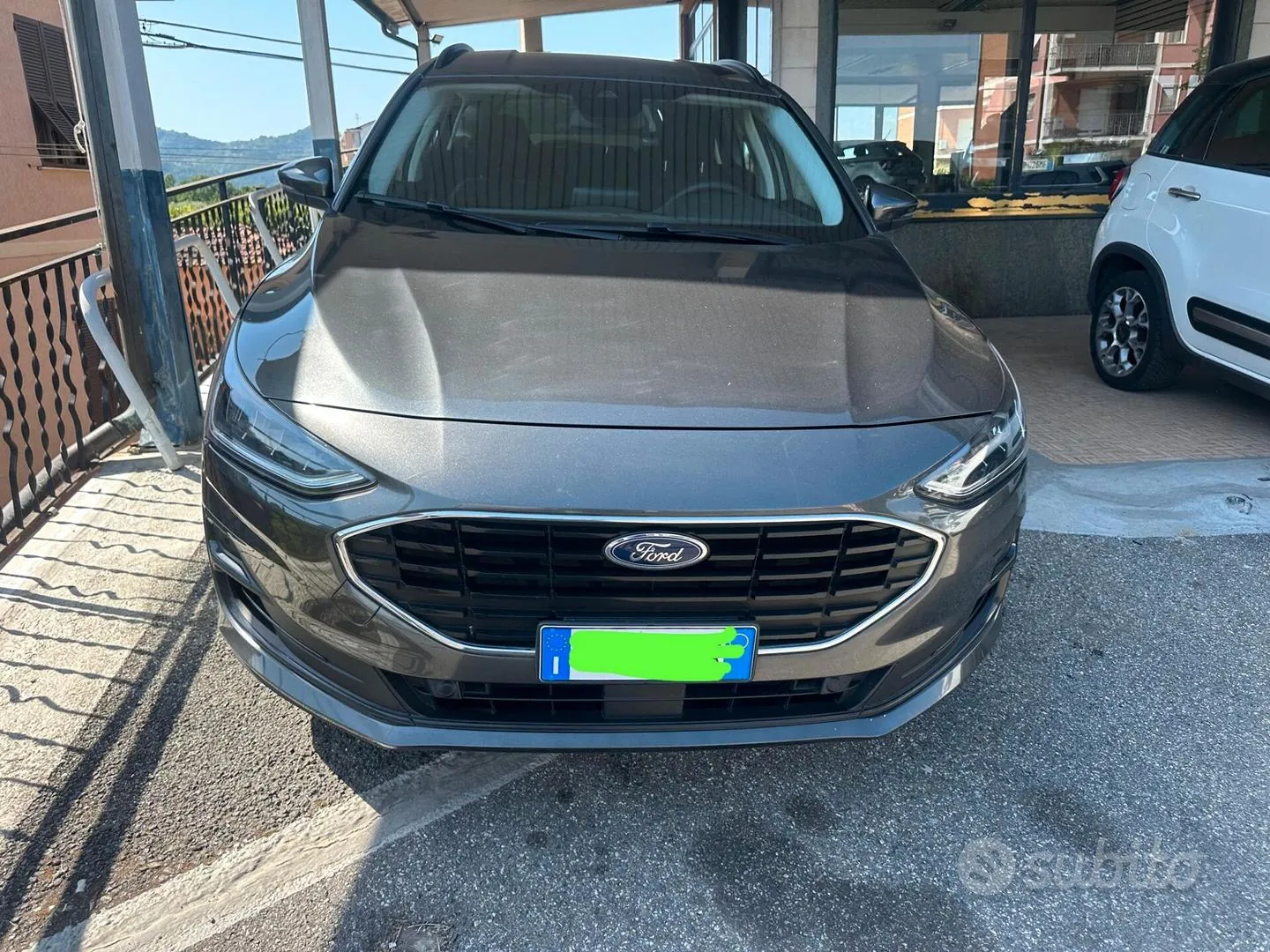 Ford Focus 2022 photo 2