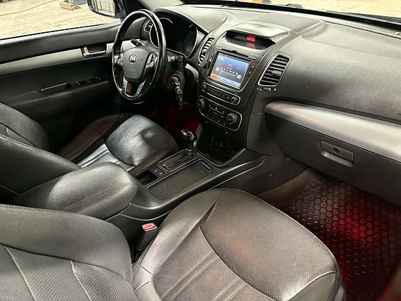 Kia Sorento 2013 photo 4
