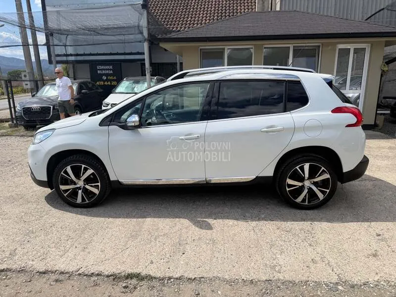 Peugeot 2008 2015 photo 3