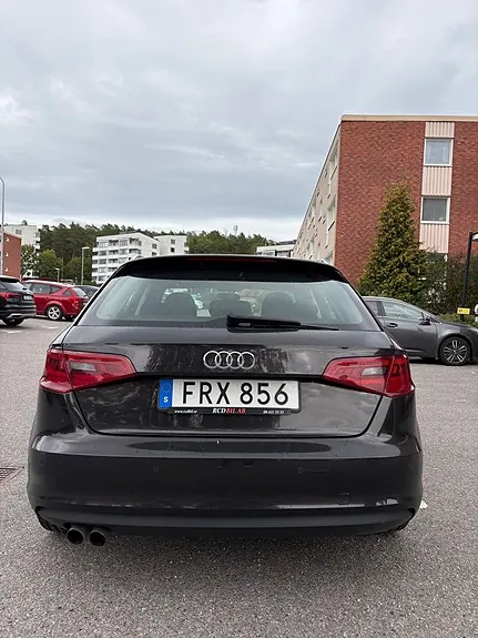 Audi A3 2015 photo 3