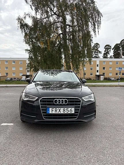 Audi A3 2015 photo 2