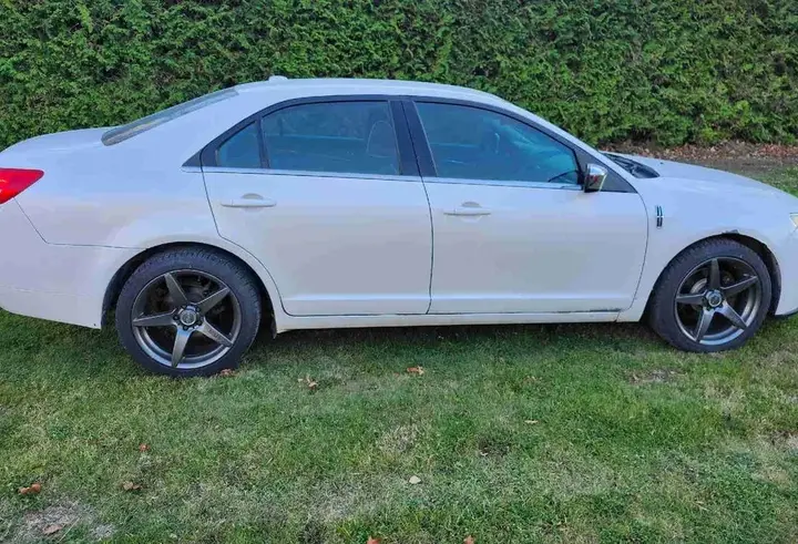 Lincoln Mkz