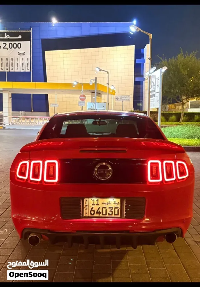 Ford Mustang 2013 photo 3