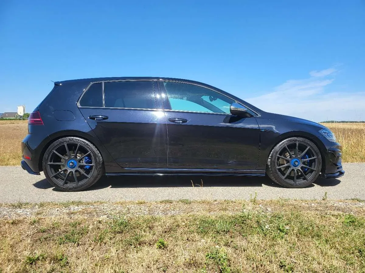 Volkswagen Golf 2017 photo 2