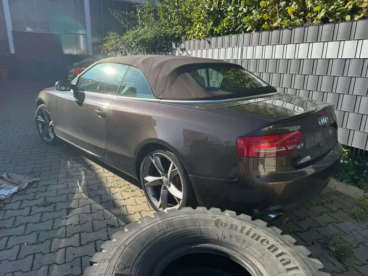 Audi A5 Cabriolet 2011 photo 3