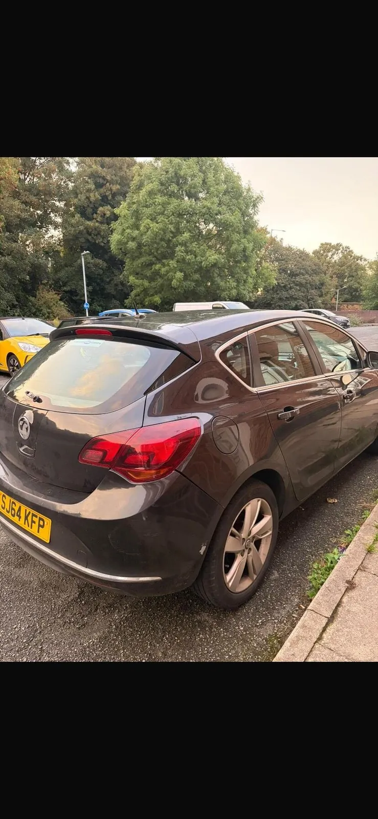 Vauxhall Astra 2014 photo 2