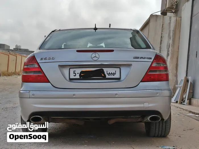 Mercedes-Benz E-Class 2005 photo 4