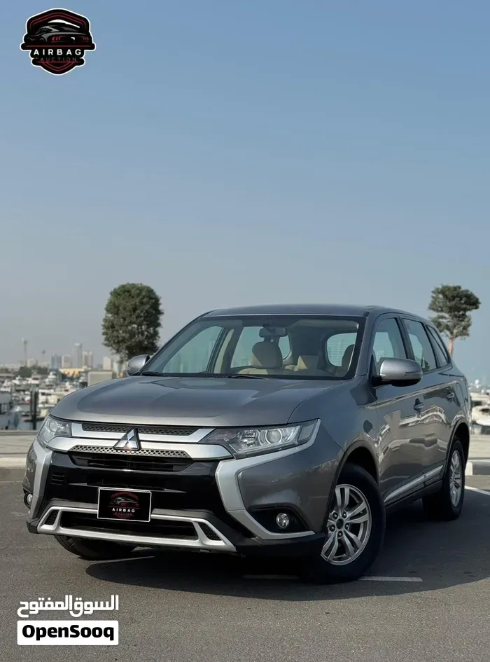 Mitsubishi Outlander 2019 photo 3