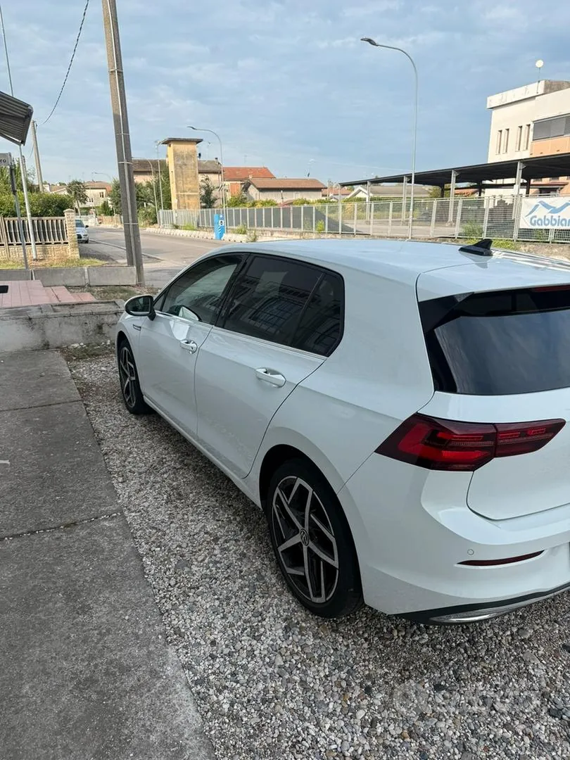 Volkswagen Golf 2022 photo 4