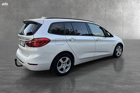 BMW 218D 2017 photo 3