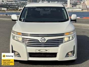 Nissan Elgrand 2012 photo 3