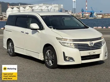 Nissan Elgrand 2012 photo 2