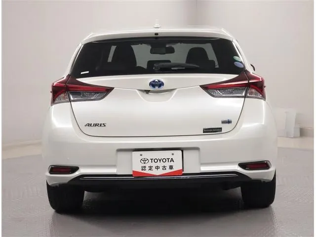 Toyota Prius Hybrid G Package 2016 photo 4