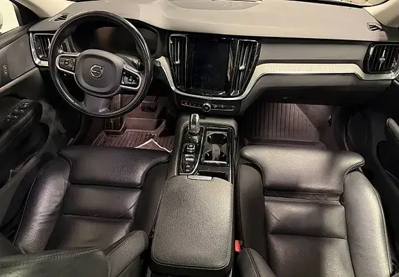 Volvo V60 2019 photo 4