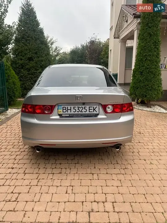 Honda Accord 2006 photo 4