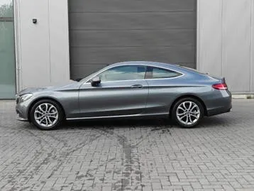 Mercedes-Benz C-Class 2017 photo 2