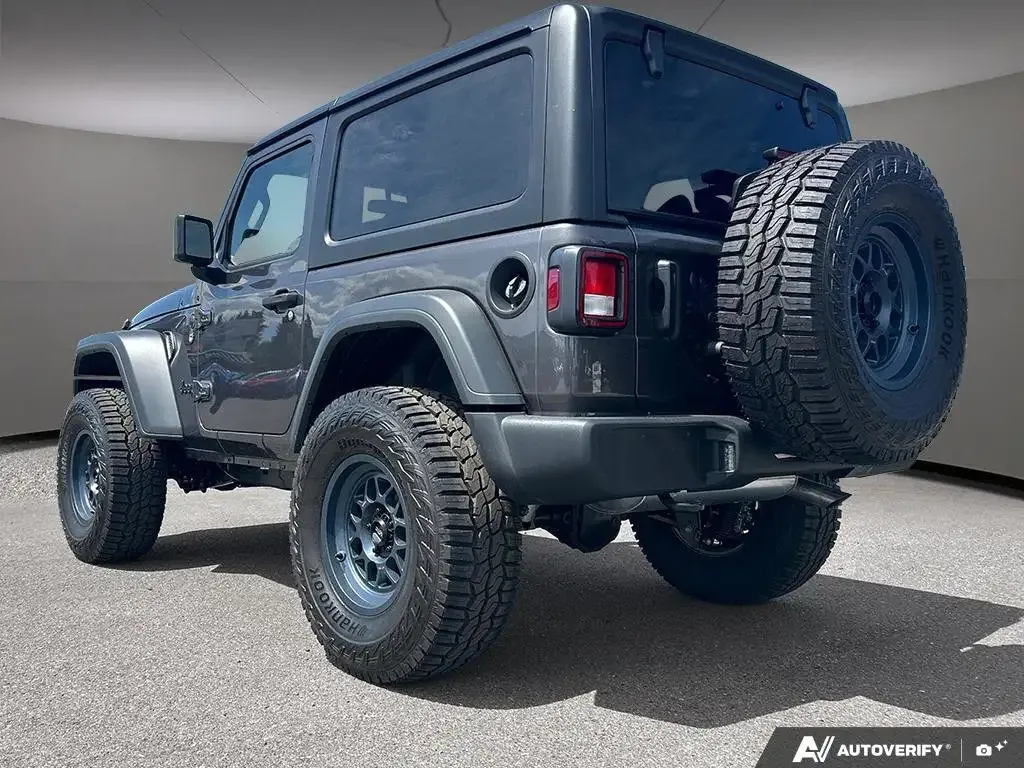 Jeep Wrangler 2025 photo 4