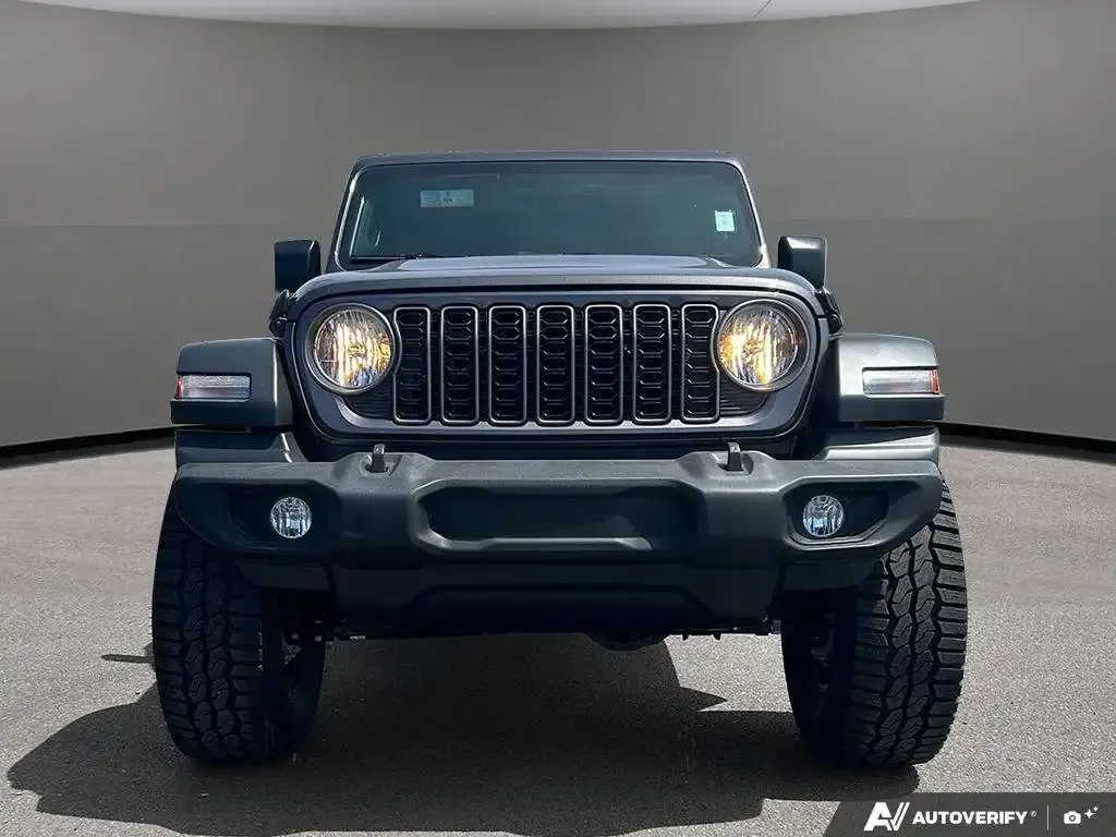 Jeep Wrangler 2025 photo 2