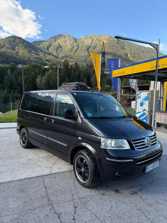 Volkswagen T5 Multivan 2009 photo 2