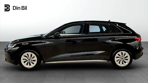 Audi A3 2023 photo 2