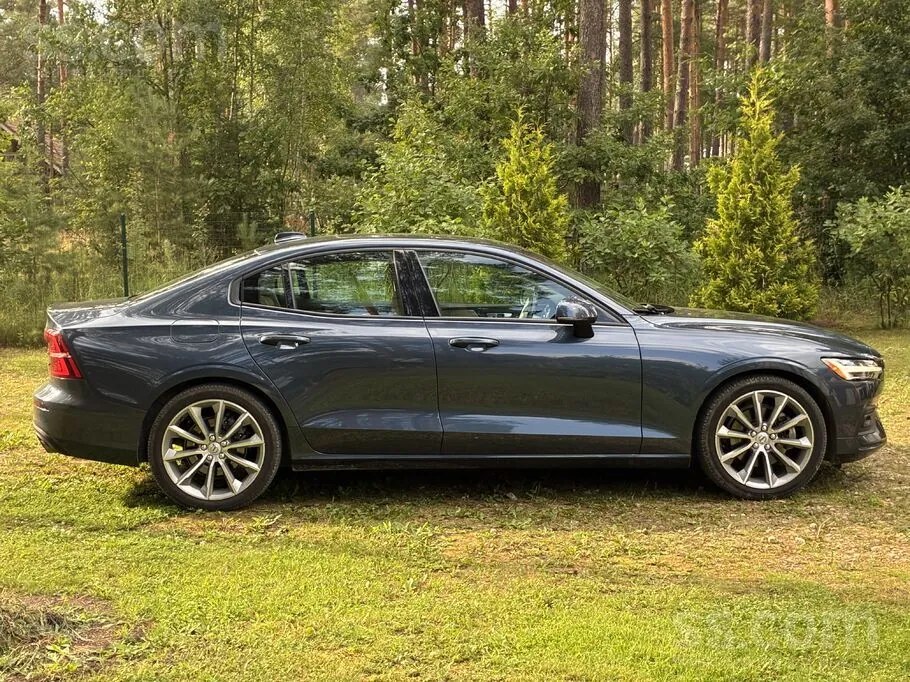 Volvo S60 2021 photo 4
