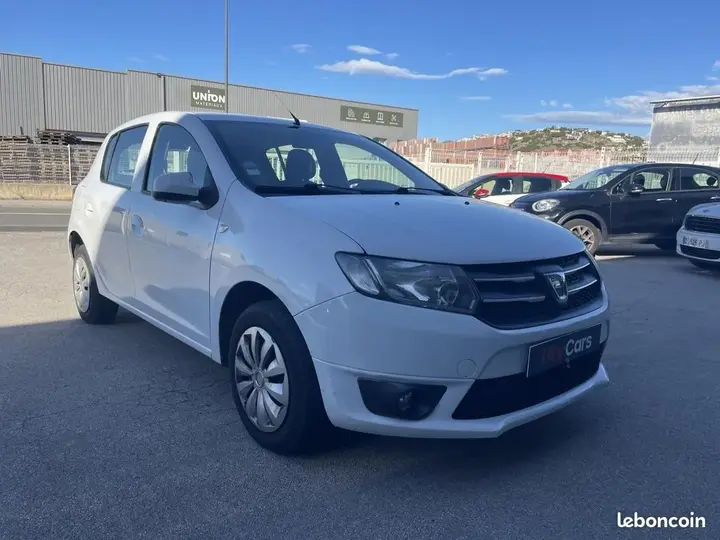 Dacia Sandero 2014 photo 3