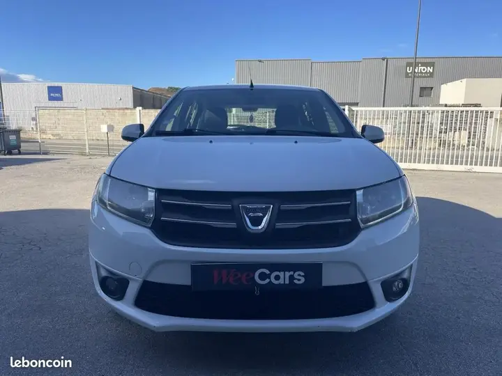 Dacia Sandero 2014 photo 2
