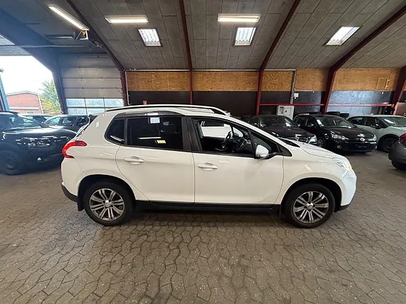 Peugeot 2008 2013 photo 4
