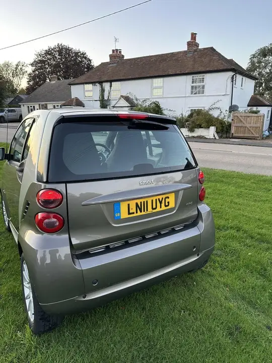 Smart Fortwo 2011 photo 4