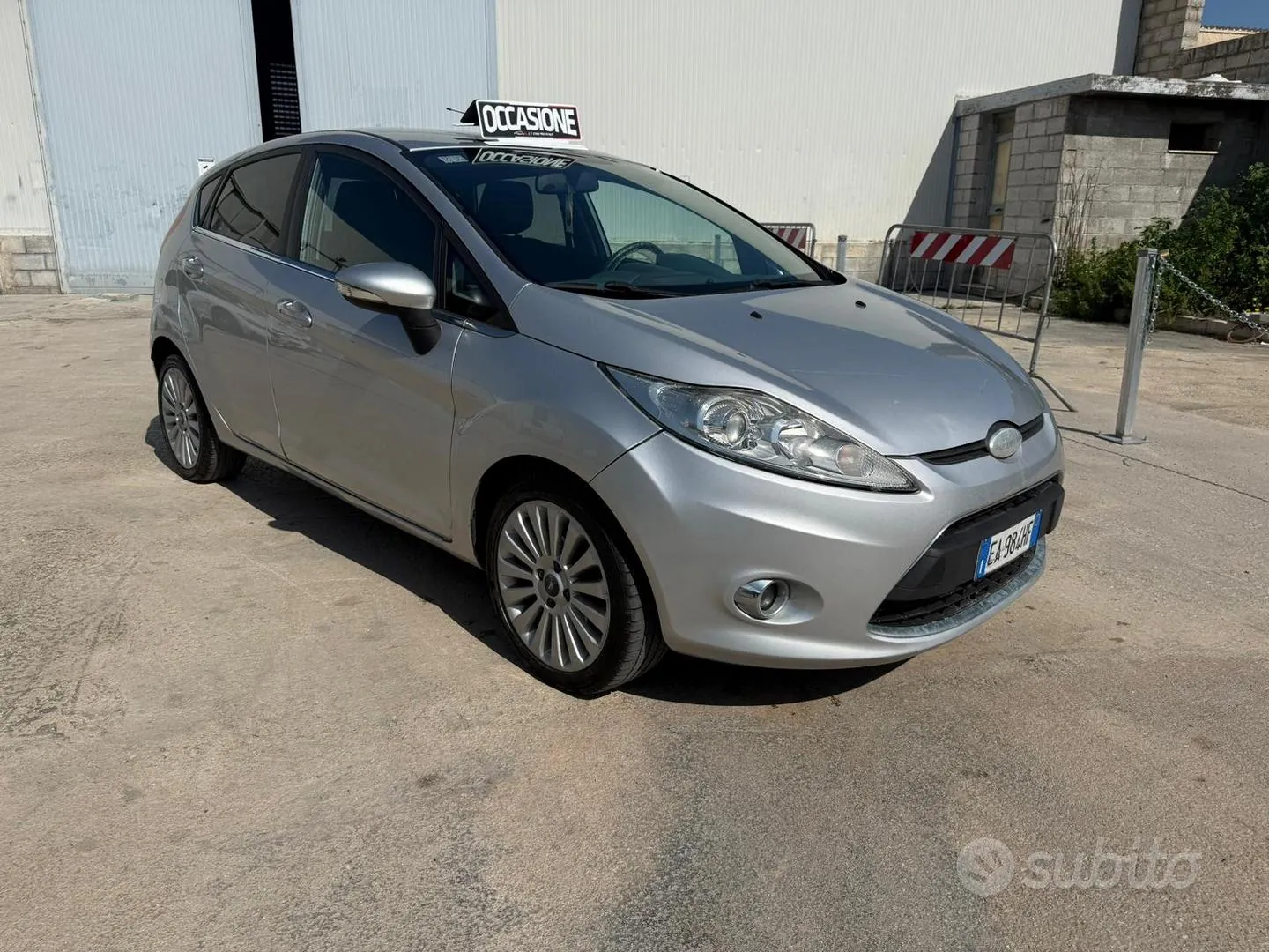 Ford Fiesta 2010 photo 3