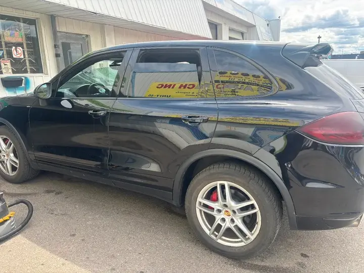 Porsche Cayenne 2012 photo 3
