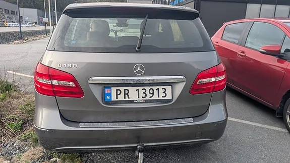 Mercedes-Benz B180 2012 photo 5