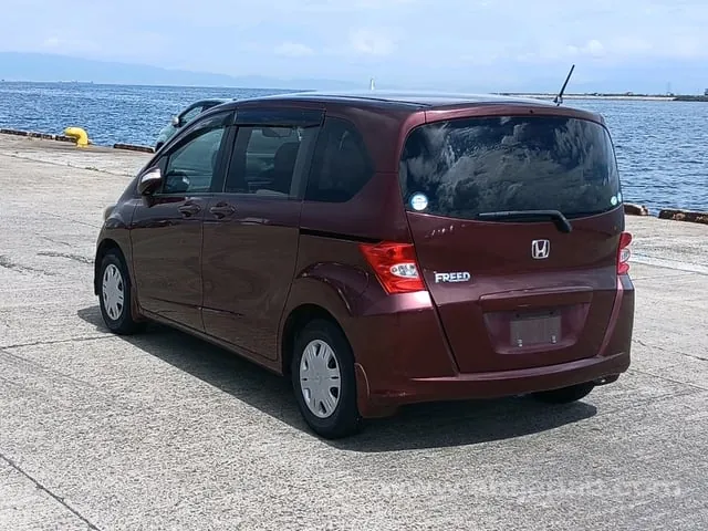 Honda Freed 2009 photo 3