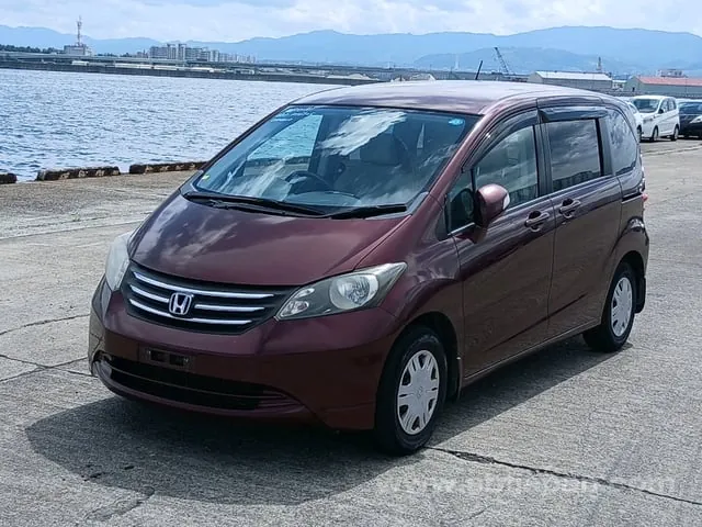 Honda Freed 2009 photo 2