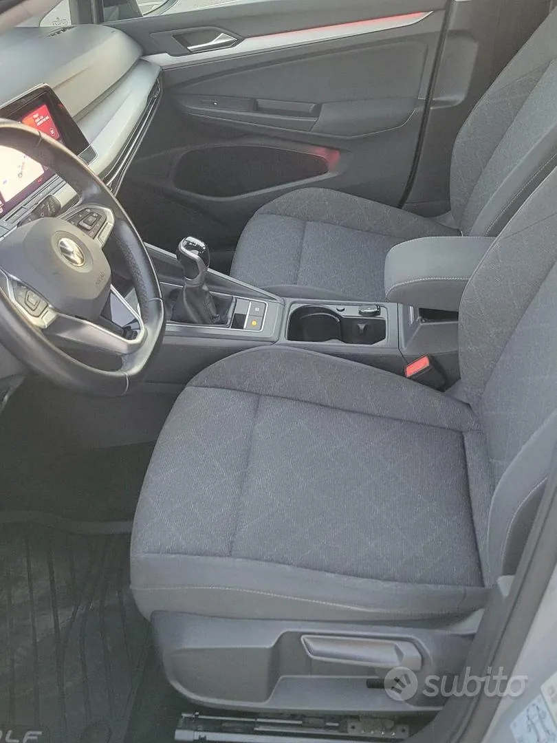 Volkswagen Golf 8 2024 photo 4